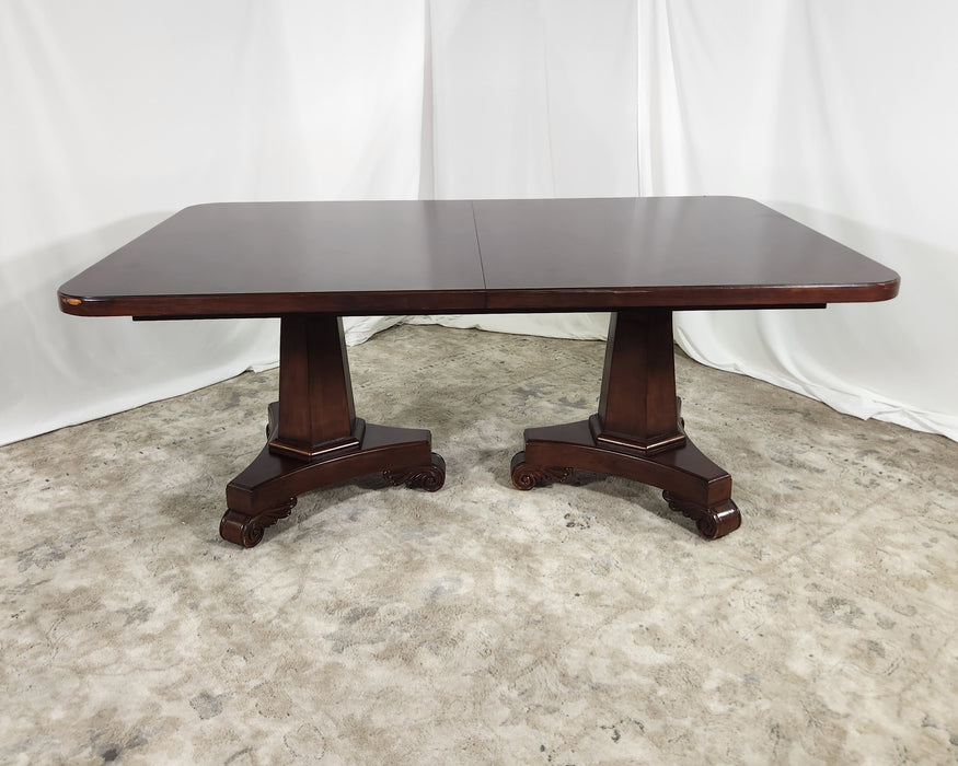 Bernhardt Martha Stewart "Ravenscleft" Dining Table GENTLY USED