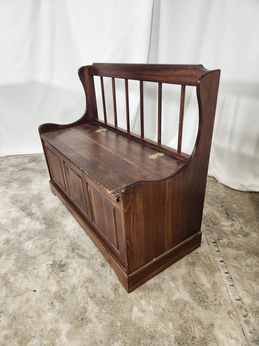 Vintage toy chest bench GENTLY USED
