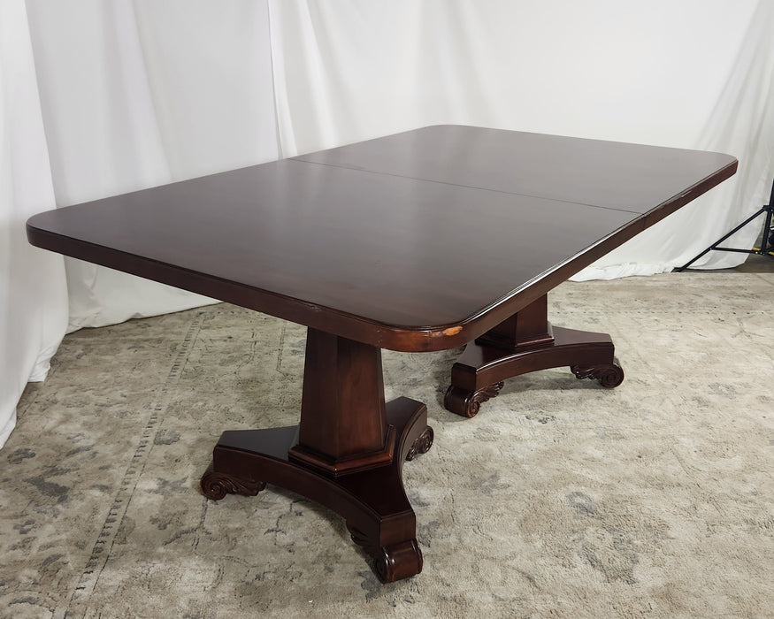 Bernhardt Martha Stewart "Ravenscleft" Dining Table GENTLY USED