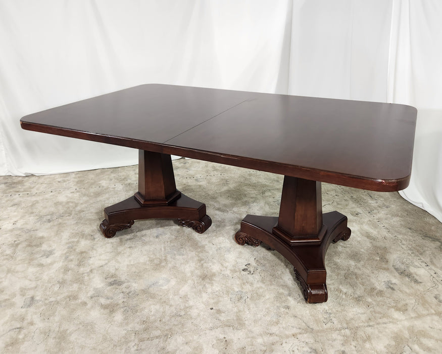 Bernhardt Martha Stewart "Ravenscleft" Dining Table GENTLY USED