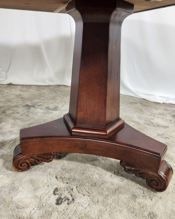 Bernhardt Martha Stewart "Ravenscleft" Dining Table GENTLY USED