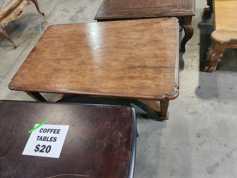 Large Coffee Table 05 GENTLY USED