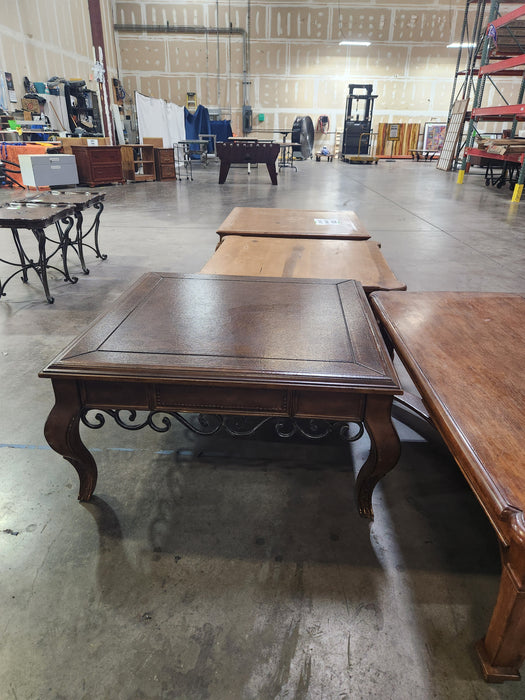 Large Coffee Table 04 GENTLY USED